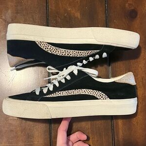 Madewell Stylish Black and White Women's Sneakers